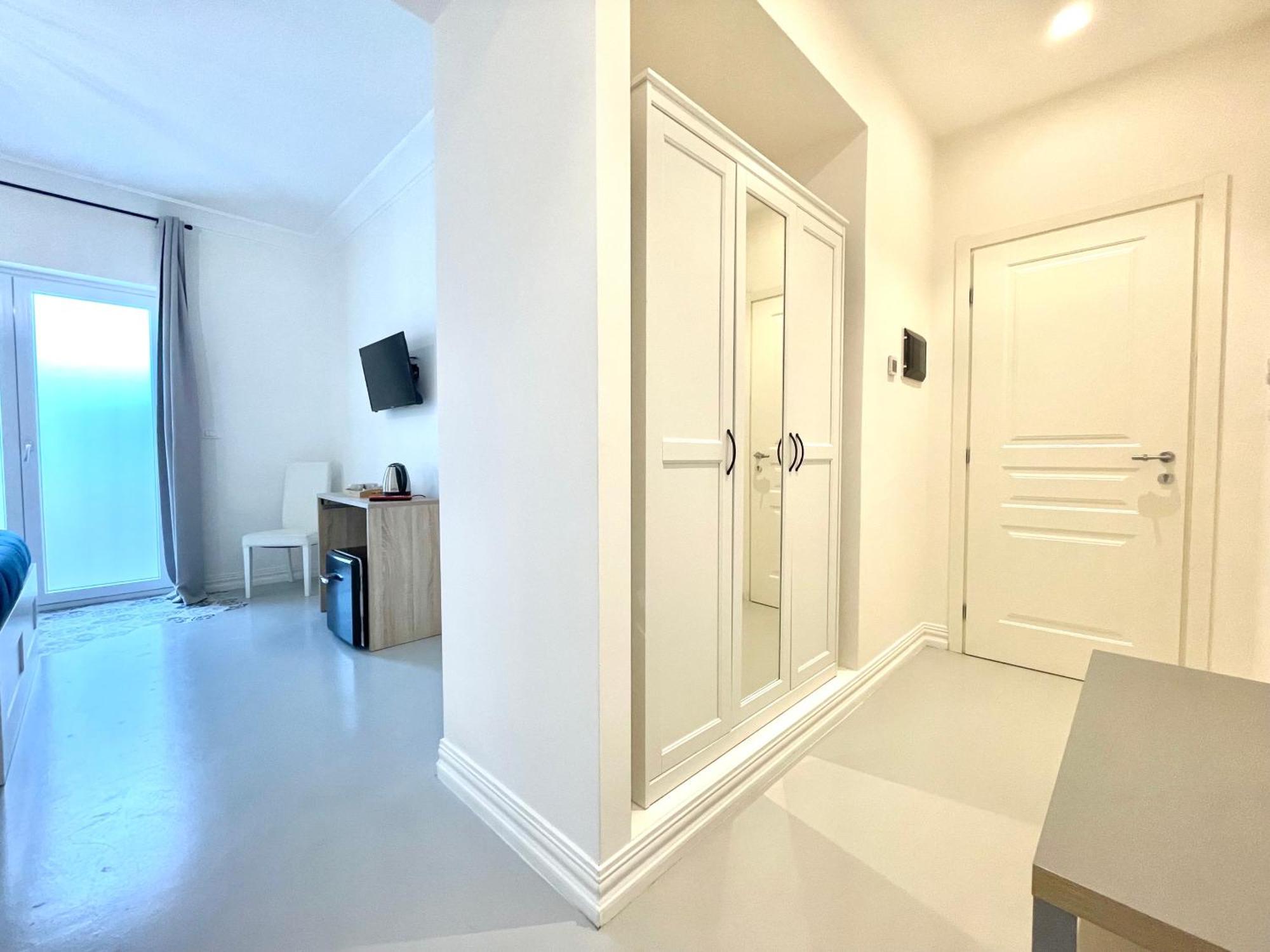 Le Porte Di Lecce Suites Exterior photo